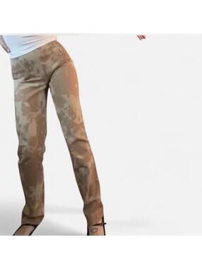 Super cool vintage pants with a vaguely animal print
